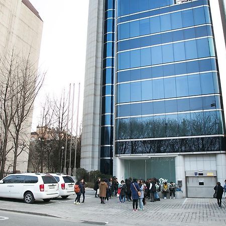 Cheongdam Ladies Guesthouse In Сеул Екстер'єр фото