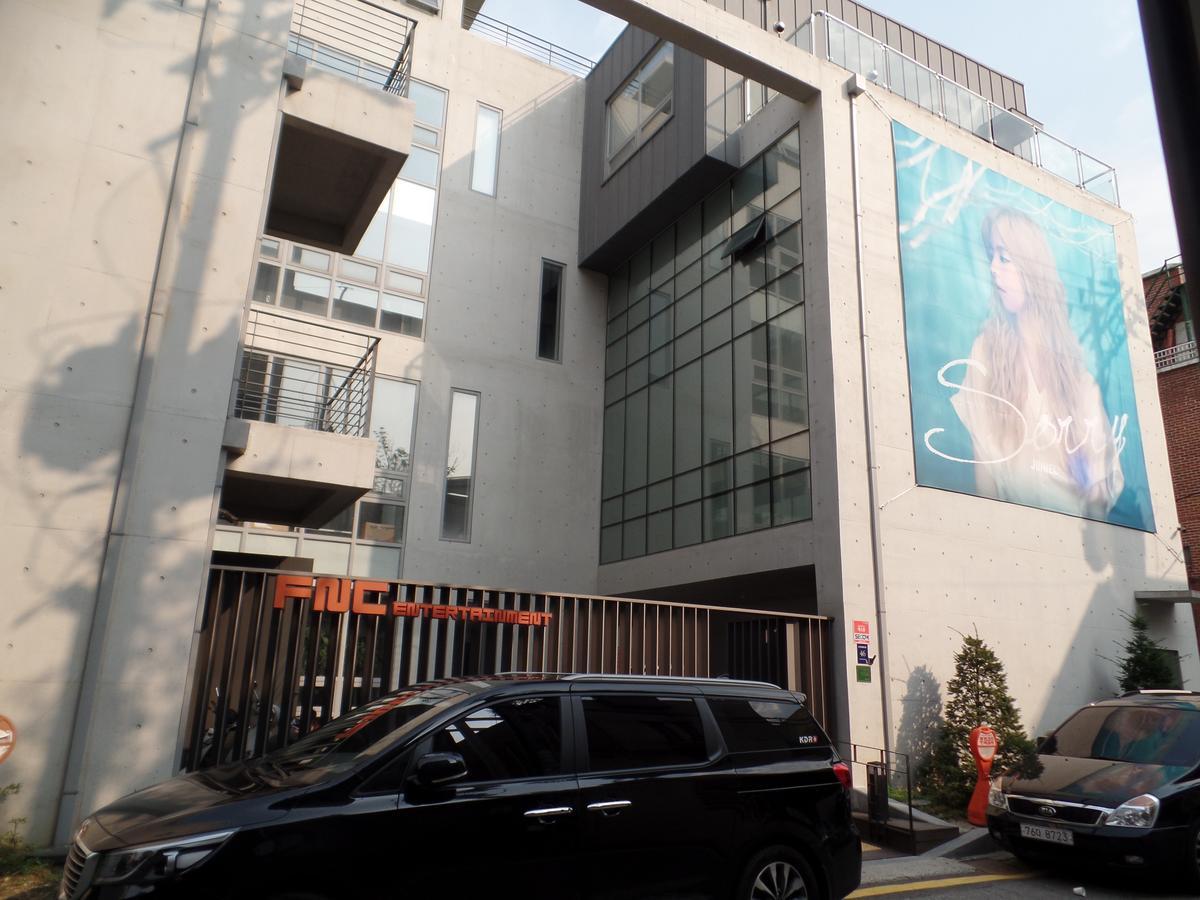 Cheongdam Ladies Guesthouse In Сеул Екстер'єр фото