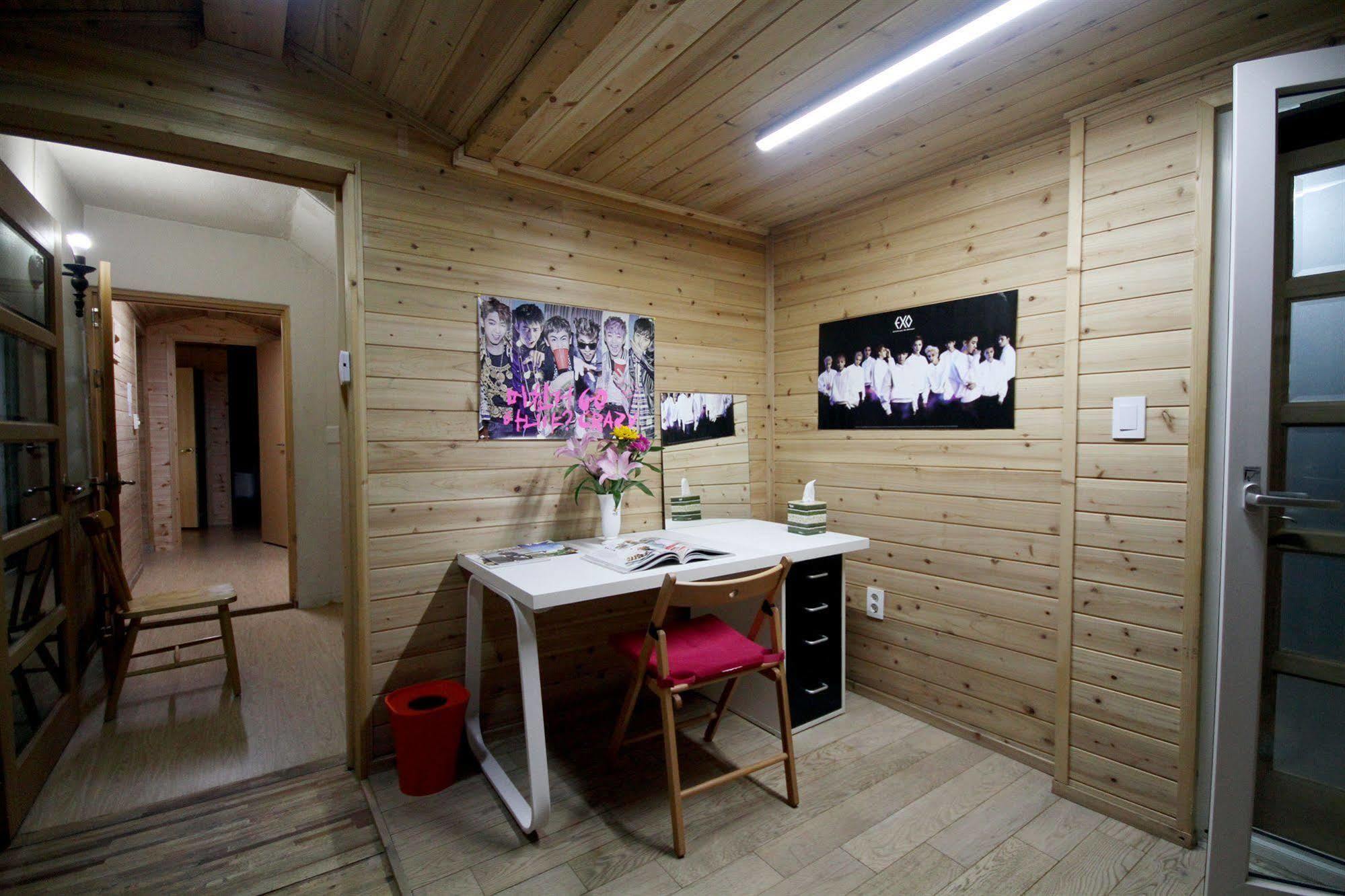 Cheongdam Ladies Guesthouse In Сеул Екстер'єр фото